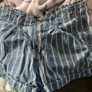 Pack of 3 American eagle shorts barely worn size xl (14) jean and soft